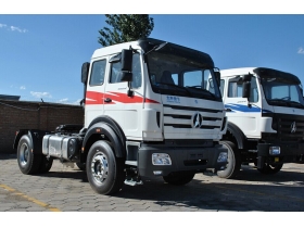 Beiben 2542 tracteur camions 420 Hp moteur fournisseur de la Chine