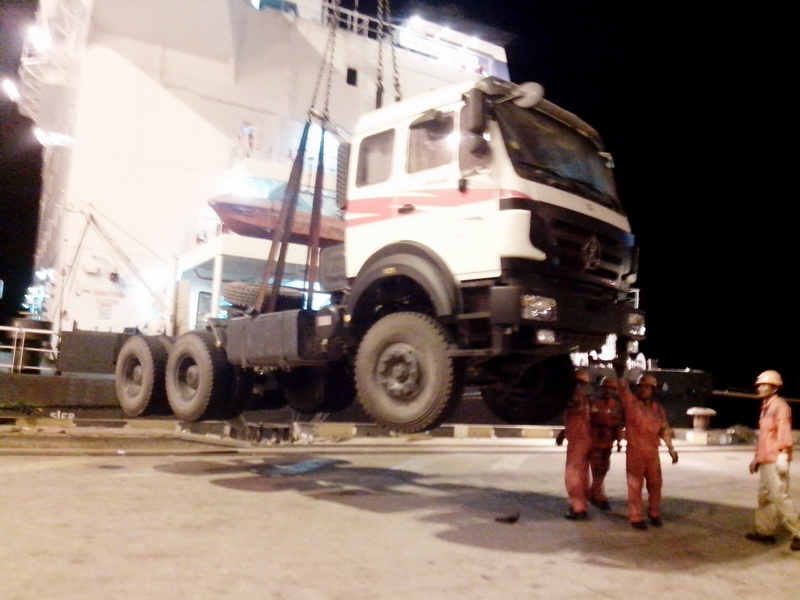 CONGO, Brazzaville client commande 20 unités beiben camion tracteur, semi-remorque de suspension de bogie