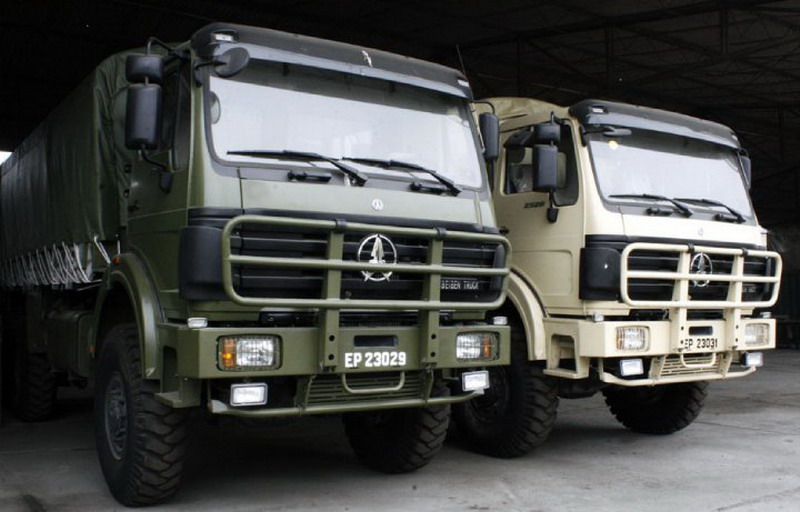 Armée du Pérou s'appliquent officiellement Beiben militaire 4 * 4 camion et camion 6 * 6 