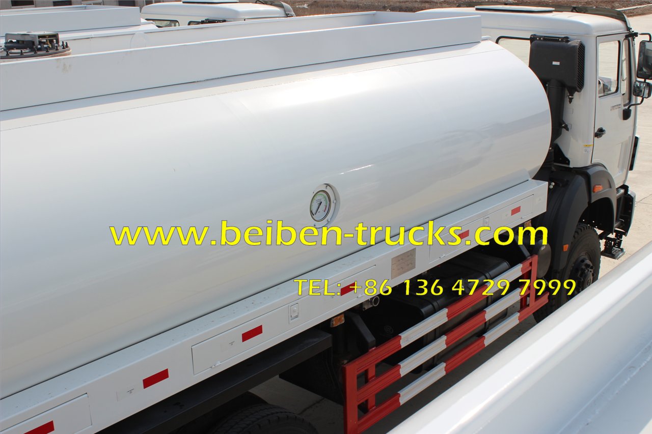 Fournisseur de camions-citernes à eau Beiben 20 CBM de la meilleure qualité au Kenya.