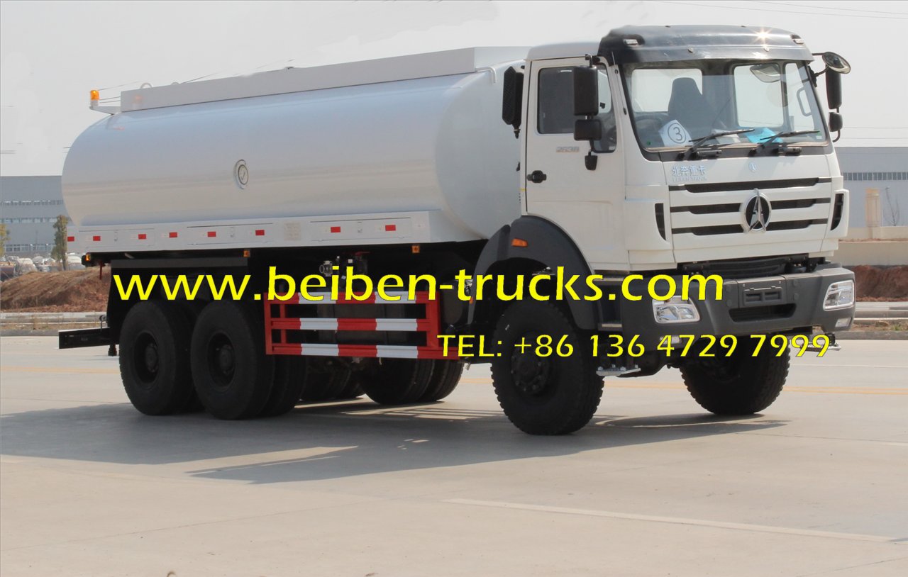 Beiben Off Road 6*6 camion de bateau-citerne aspirateur de l'eau de camion de Bowser de l'eau 20Cbm