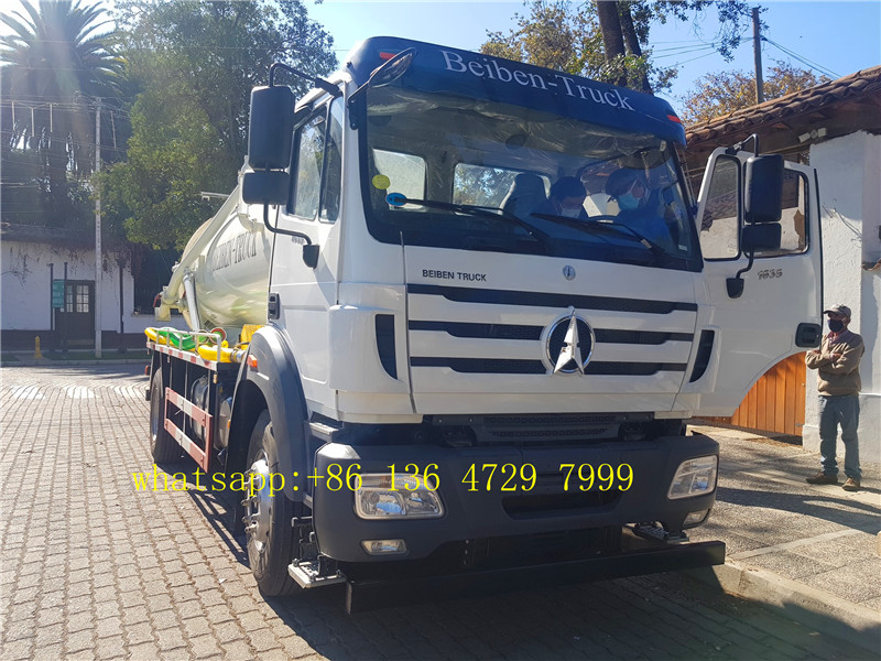 camion d'aspiration des eaux usées Beiben