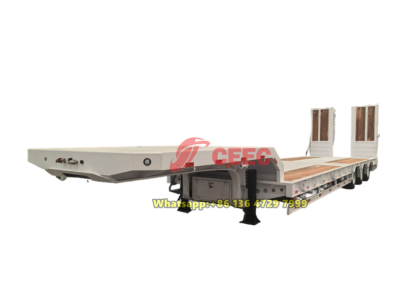 3 axles lowbed trailer