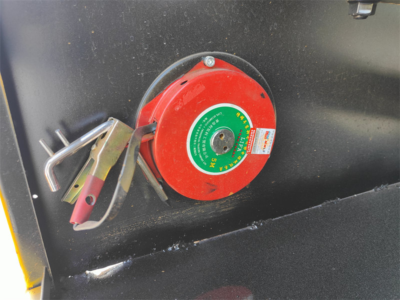 Beiben 6×6 AWD diesel tanker truck