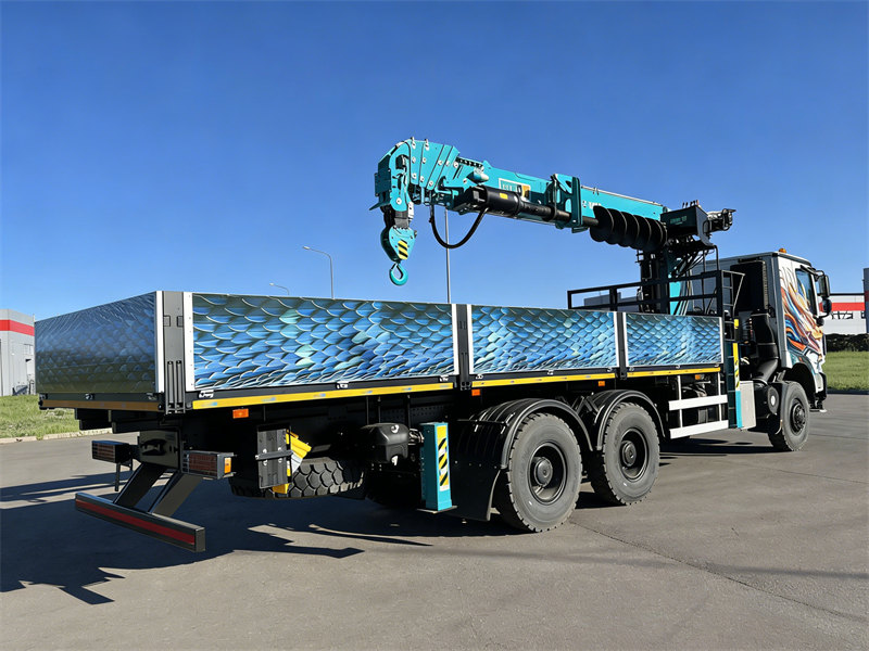 Beiben off-road truck mounted crane