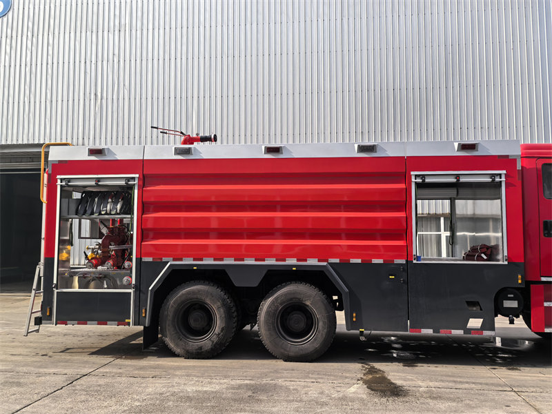 Beiben 6×4 water foam fire pumper truck