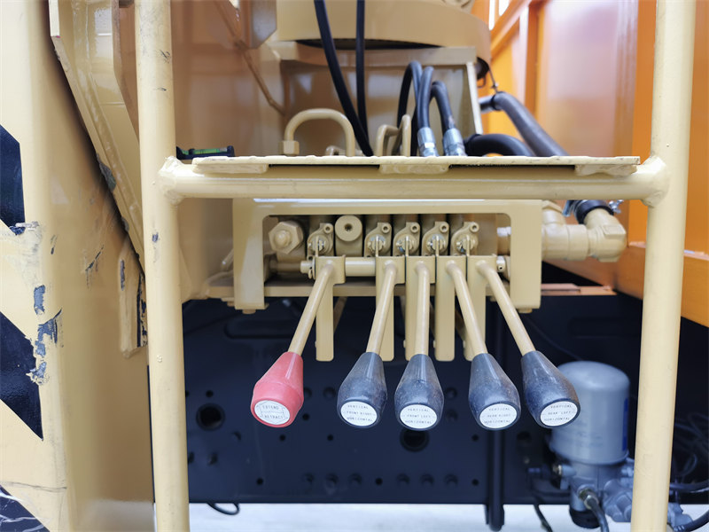 Beiben utility truck mounted 8-ton crane