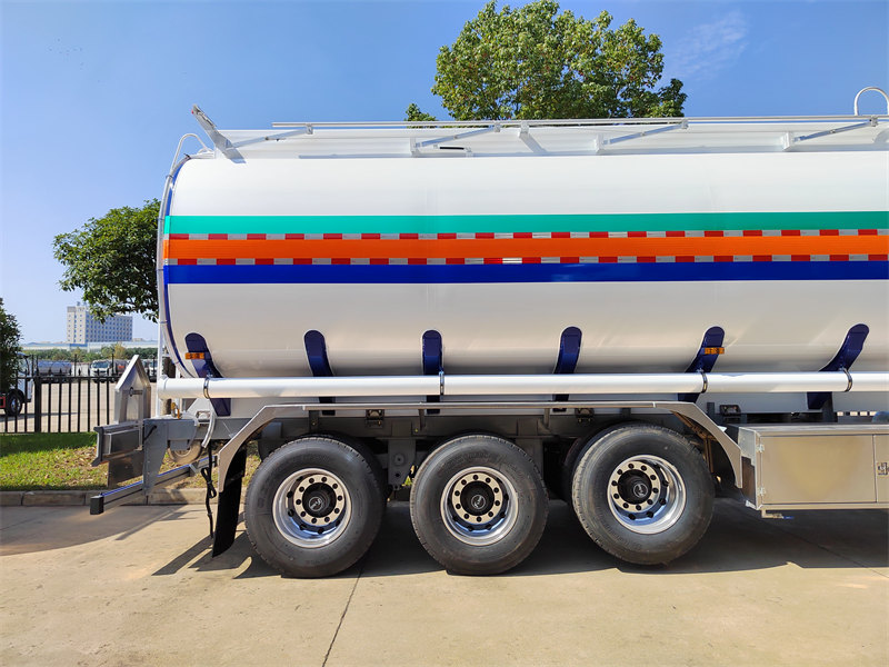 3 axle 50000L diesel tanker semi-trailer