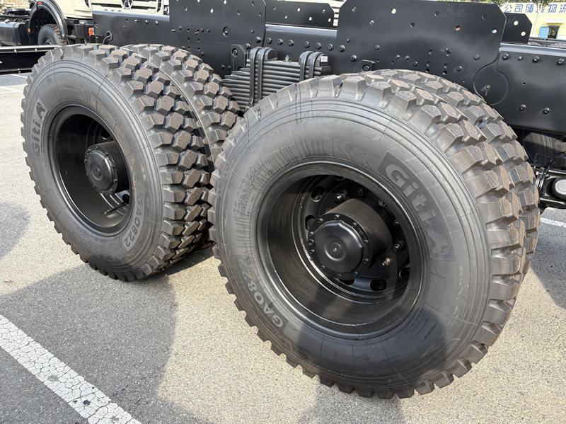 Beiben 6×6 all wheel drive chassis