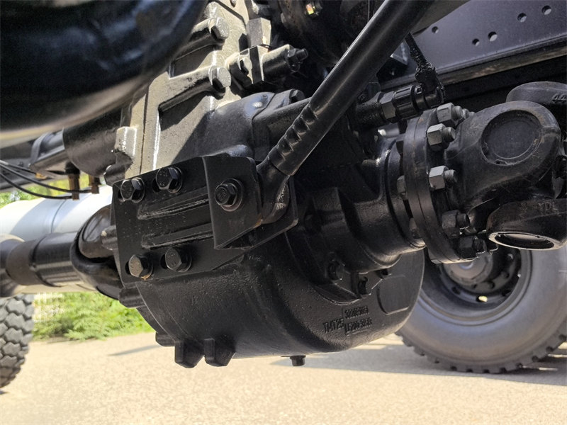 Beiben 8×8 cargo truck chassis price