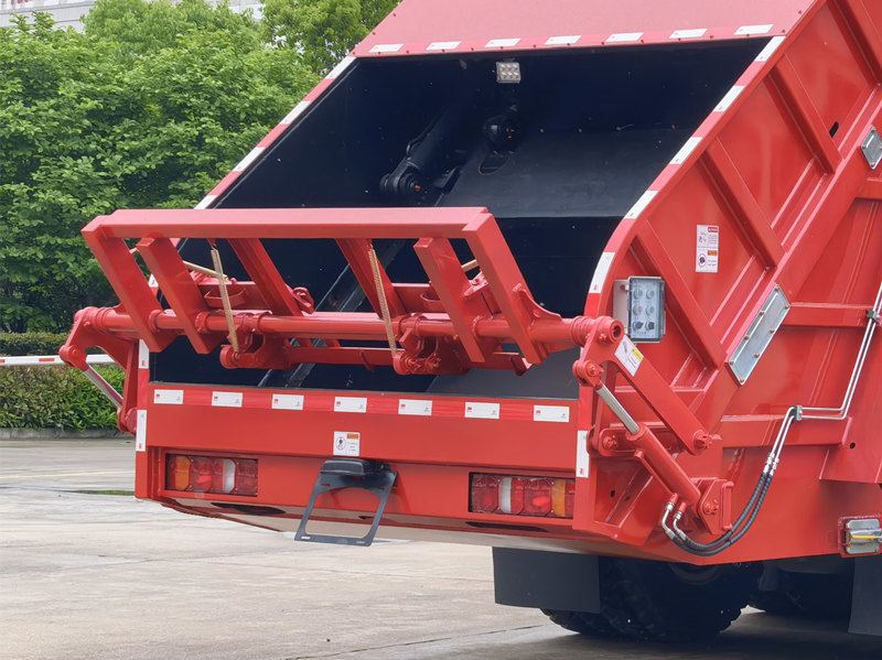 Beiben 20CBM rubbish compactor truck for sale