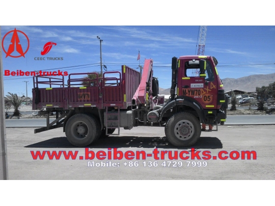 cheap Beiben 4*4 drive cargo truck with crane  price