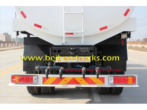 Beiben sprinkler truck 2638 6x4 water truck with 20 cubic tanker supplier