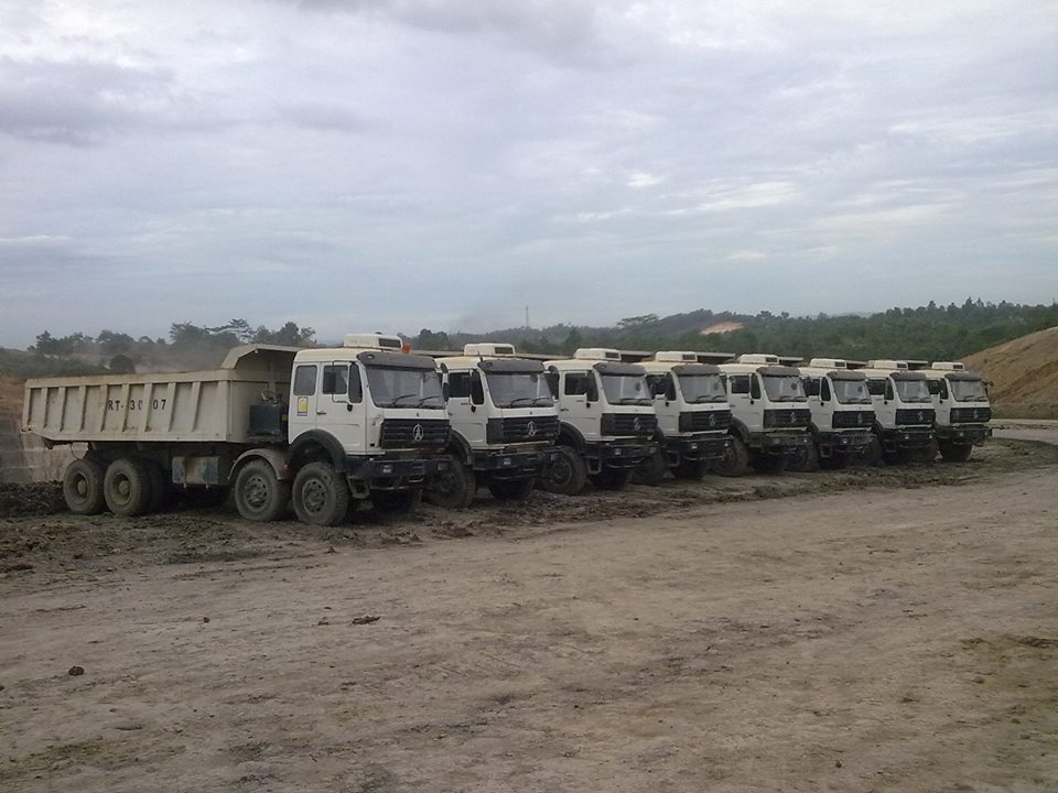 Beiben 50 T robuste 12 camions à benne basculante wheeler exporter vers Mombasa, Kenya