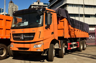5 unités de camions-bennes beiben RHD V3 exportés vers FIDJI
